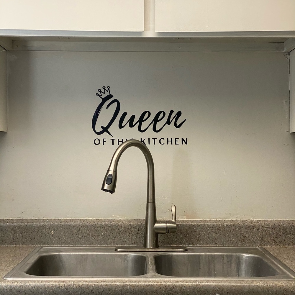 Kitchen Queen Decal - Picture 2 of 3